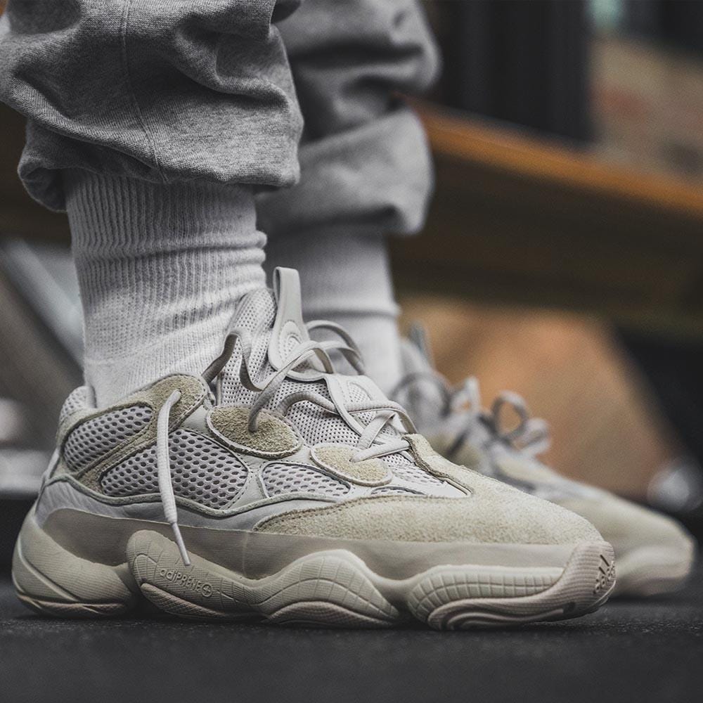 adidas Originals Yeezy 500 Blush adidas Originals Yeezy 500 Blush