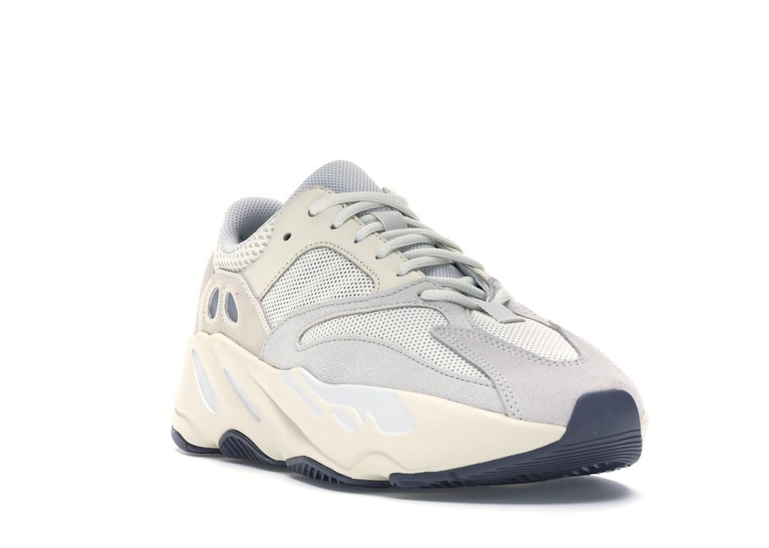 Adidas Yeezy Boost 700 Analog
