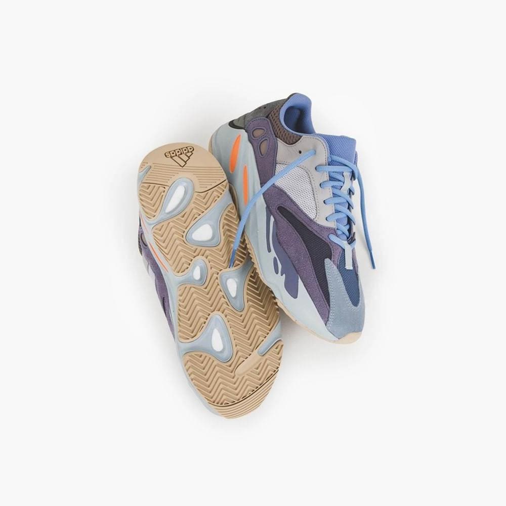 Adidas Yeezy Boost 700 ‘Carbon Blue’