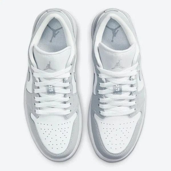 Air Jordan 1 Low Wolf Grey (W)