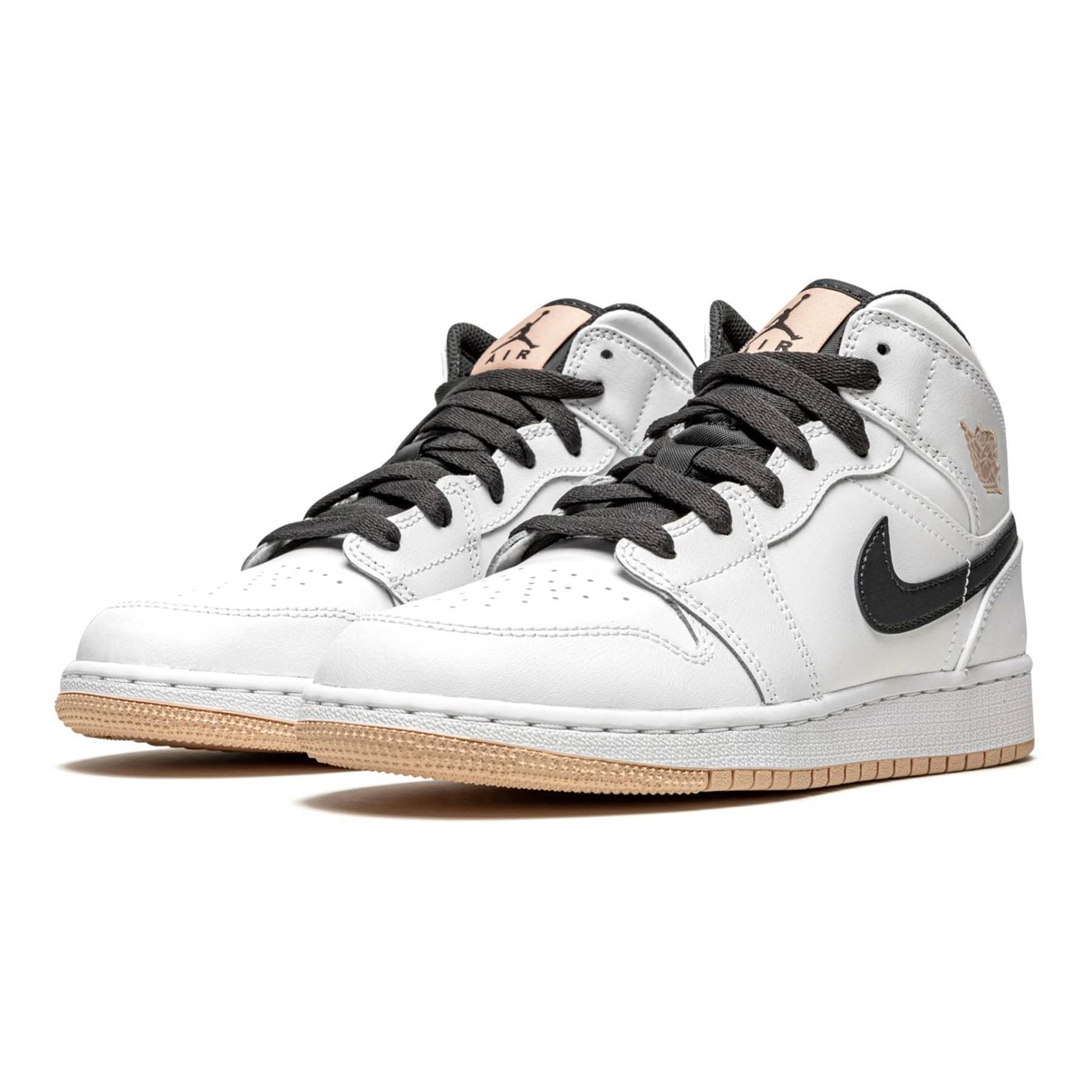Air Jordan 1 Mid GS ‘White Arctic Orange’