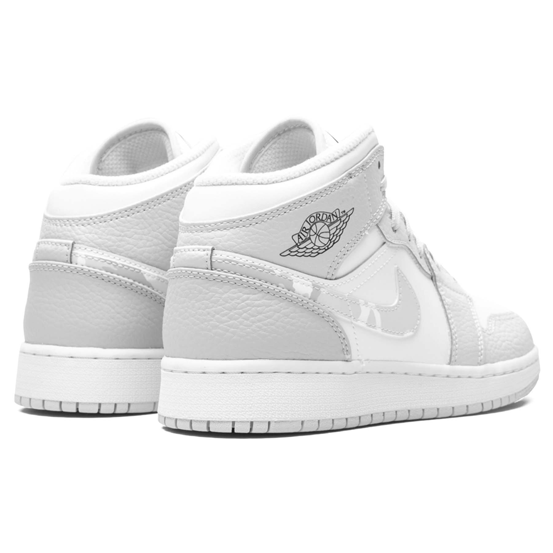 Air Jordan 1 Mid SE GS ‘Swoosh Logo – Grey Camo’