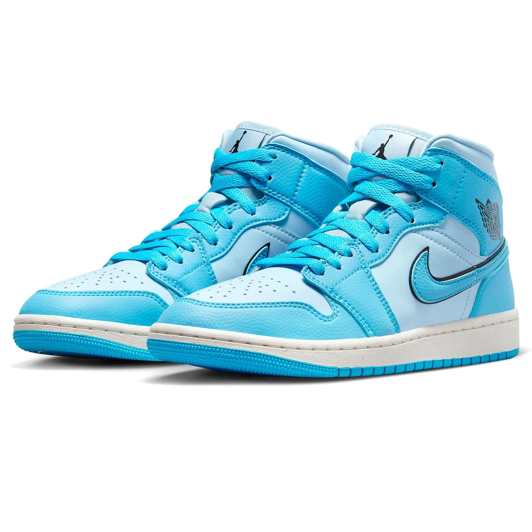 Air Jordan 1 Mid Wmns ‘Ice Blue’