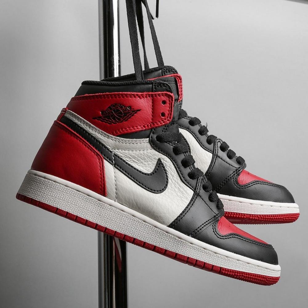 Air Jordan 1 Retro High OG GS “Bred Toe”