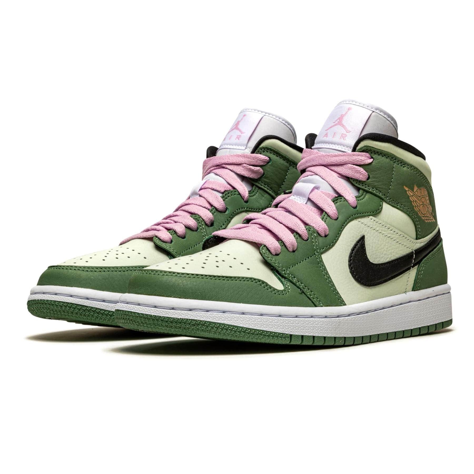 Air Jordan 1 Wmns Mid SE ‘Dutch Green’