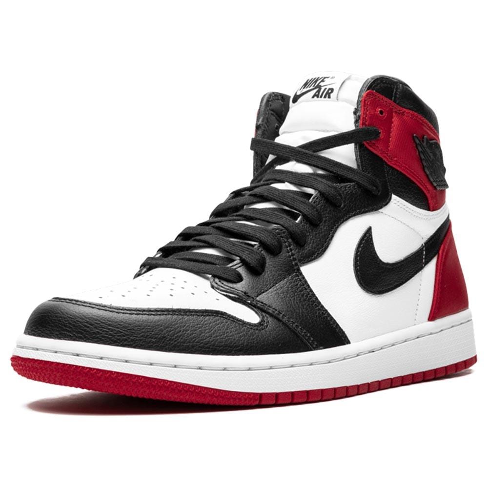 Air Jordan 1 Wmns Retro High ‘Satin Black Toe’ Air Jordan 1 Wmns Retro High ‘Satin Black Toe’