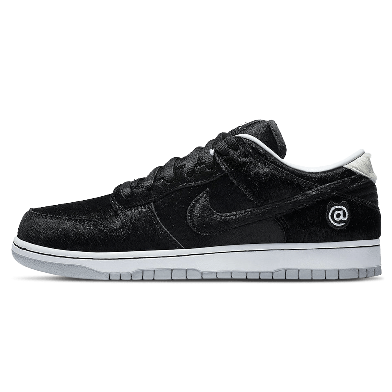 Medicom Toy x Dunk Low SB ‘BE@RBRICK’