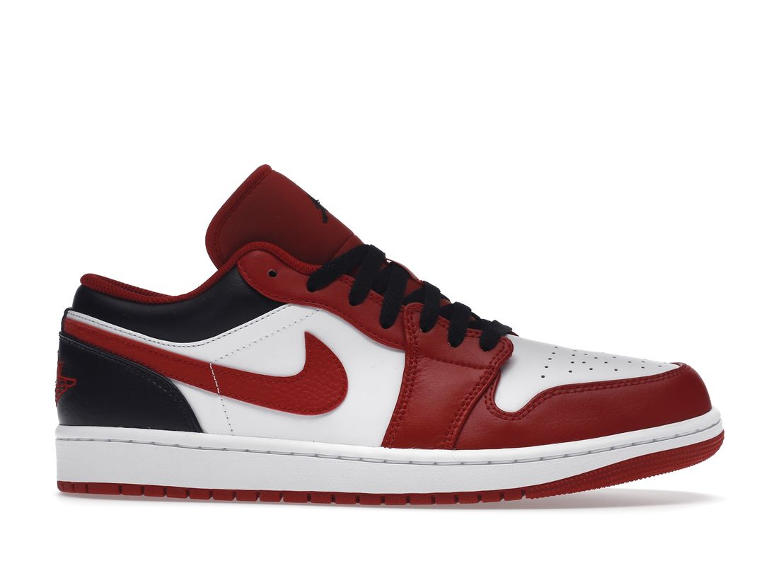 Nike Air Jordan 1 Low Reverse Black Toe Bulls