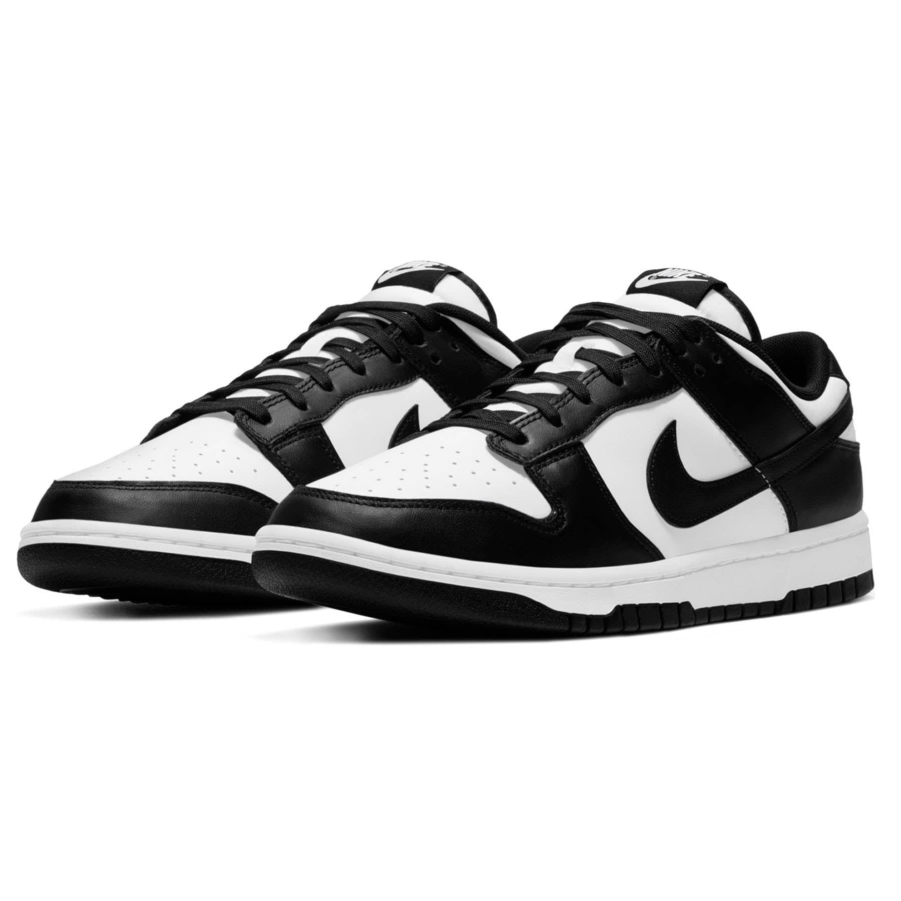Nike Dunk Low ‘Black White’