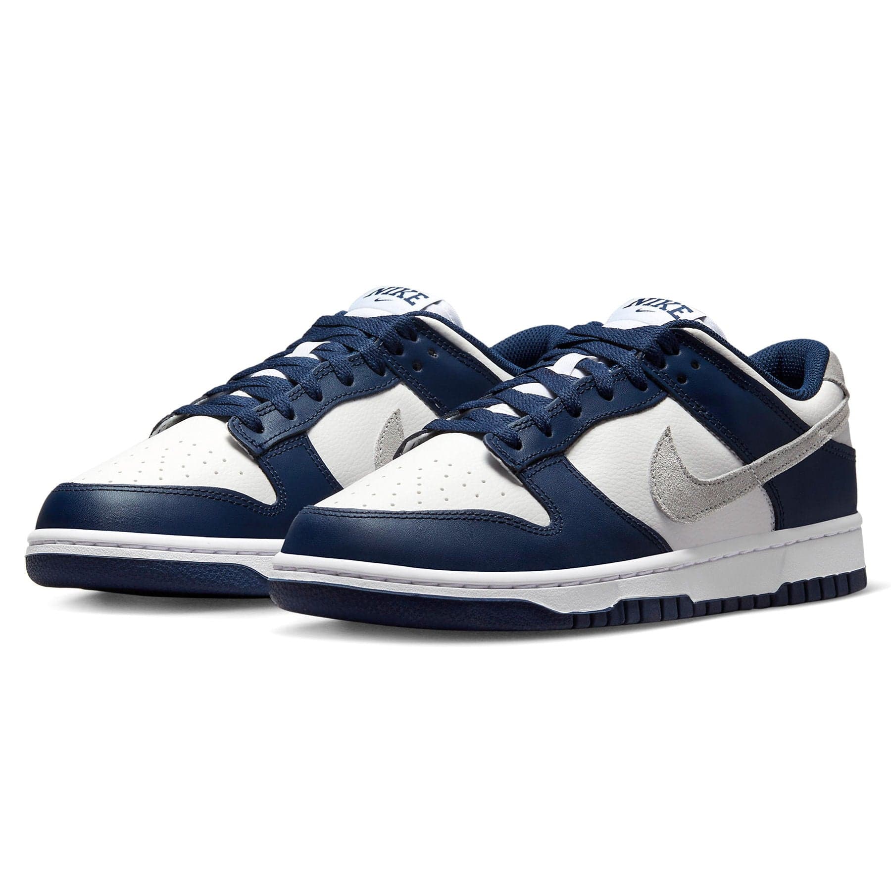 Nike Dunk Low ‘Midnight Navy Smoke Grey’