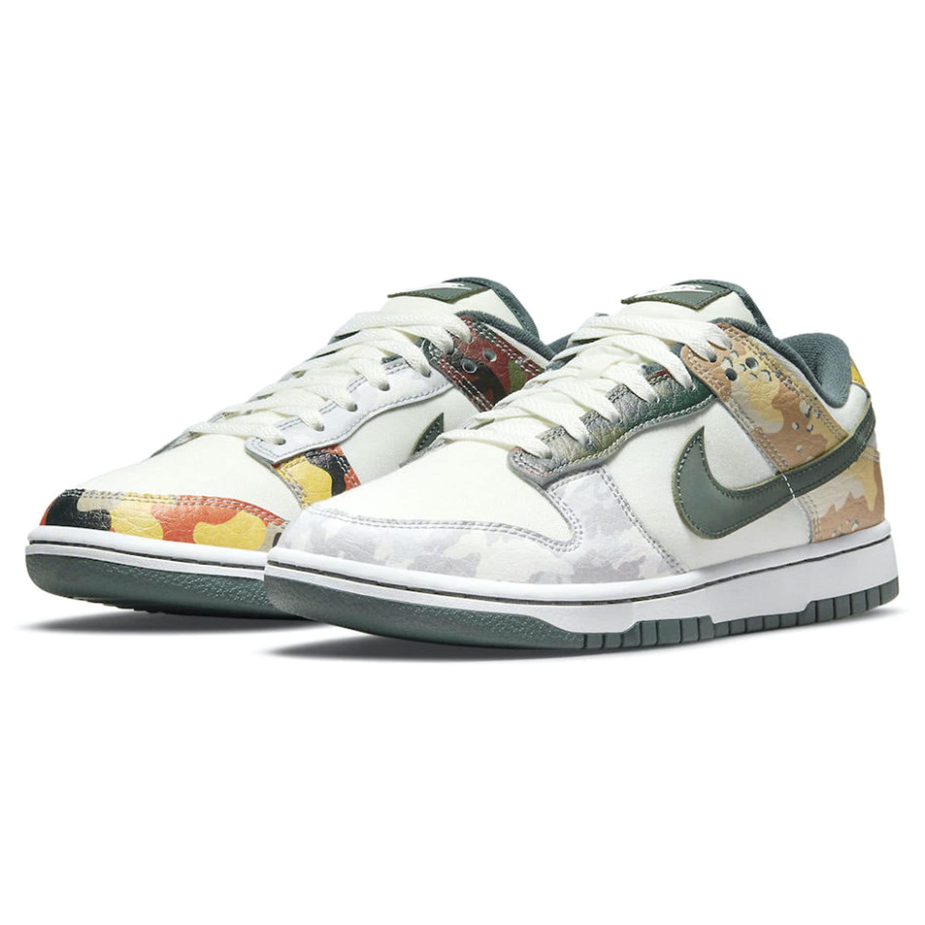Nike Dunk Low SE ‘Sail Multi-Camo’