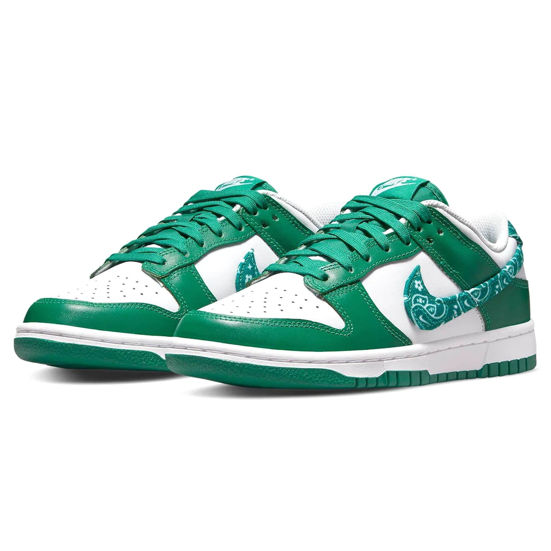 Nike Dunk Low  Wmns ‘Green Paisley’