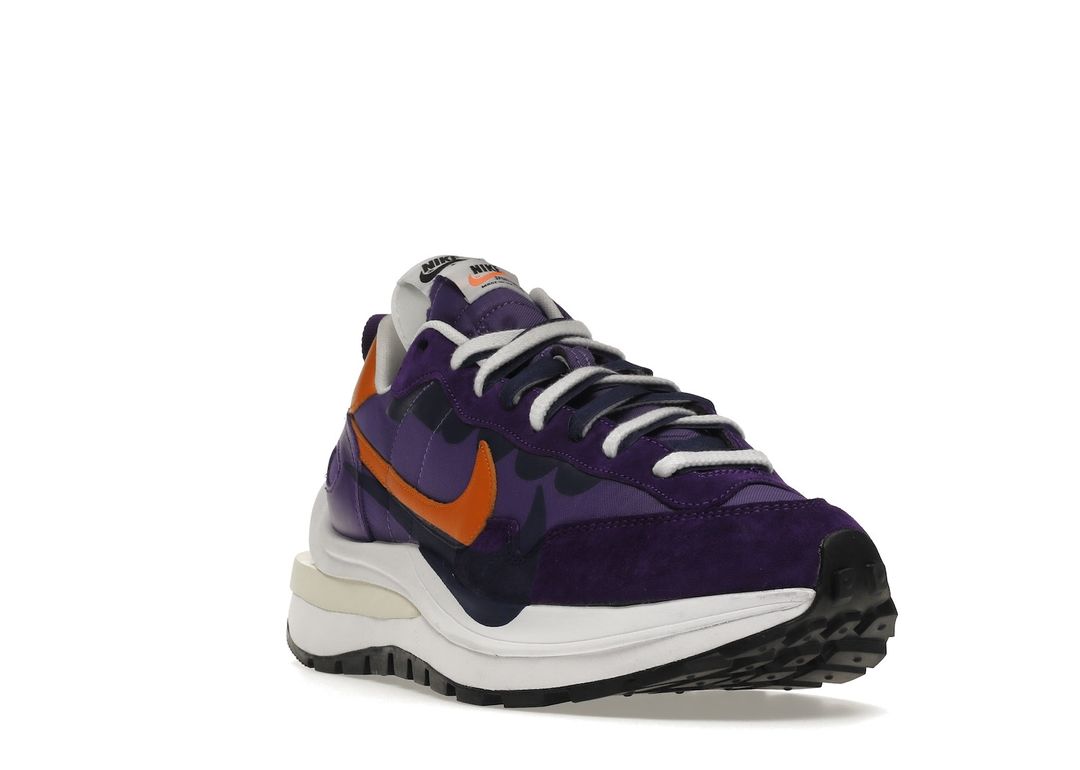 Nike Vaporwaffle Sacai Dark Iris