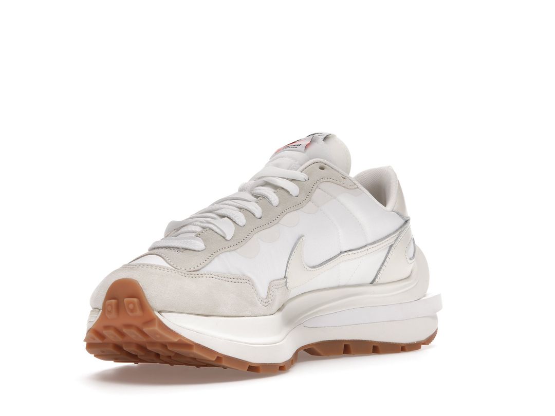 Nike Vaporwaffle X Sacai Sail White Gum Nike Vaporwaffle X Sacai Sail White Gum