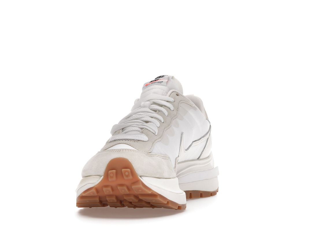 Nike Vaporwaffle X Sacai Sail White Gum Nike Vaporwaffle X Sacai Sail White Gum