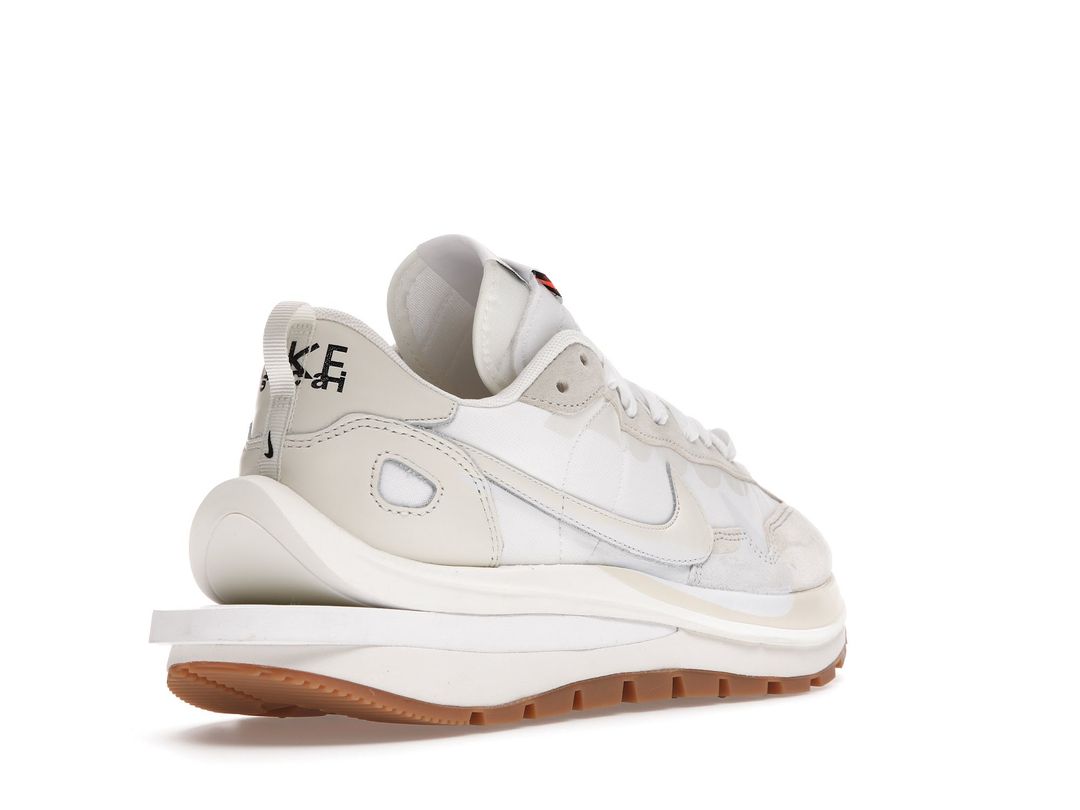 Nike Vaporwaffle X Sacai Sail White Gum Nike Vaporwaffle X Sacai Sail White Gum