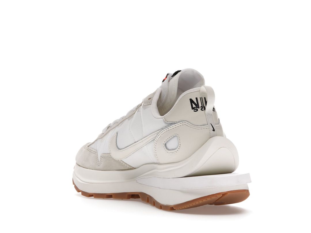 Nike Vaporwaffle X Sacai Sail White Gum Nike Vaporwaffle X Sacai Sail White Gum