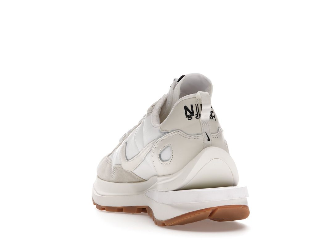 Nike Vaporwaffle X Sacai Sail White Gum Nike Vaporwaffle X Sacai Sail White Gum