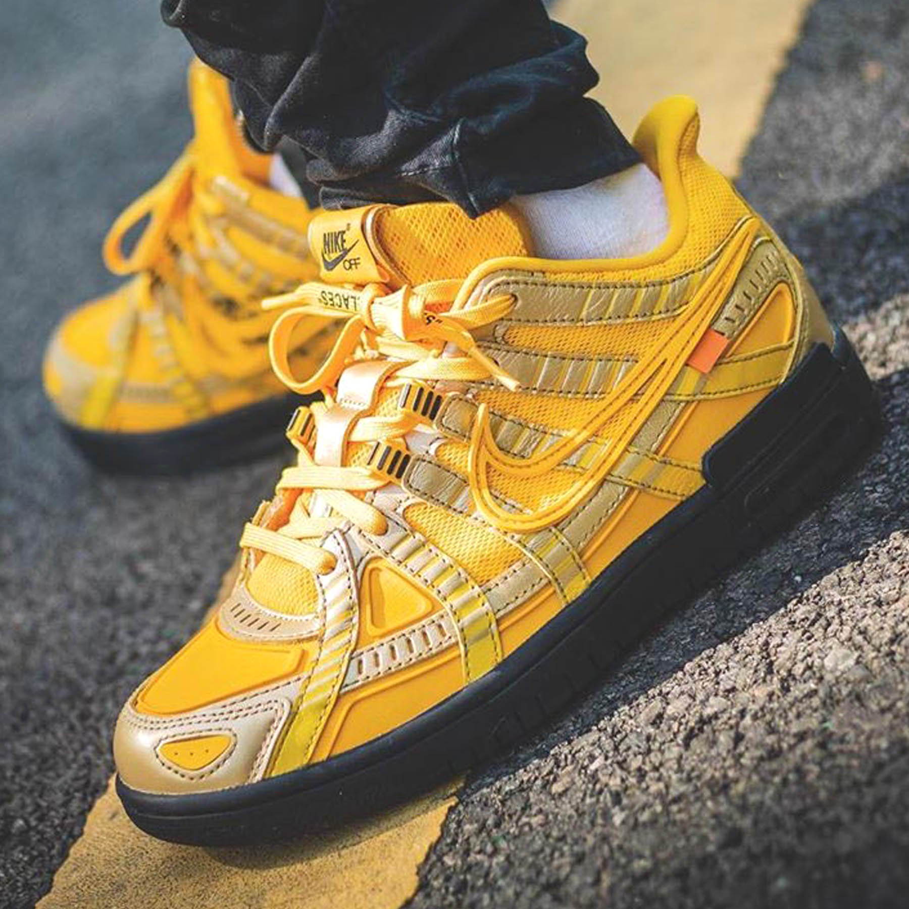Off-White x Nike Air Rubber Dunk ‘University Gold’ Off-White x Nike Air Rubber Dunk ‘University Gold’