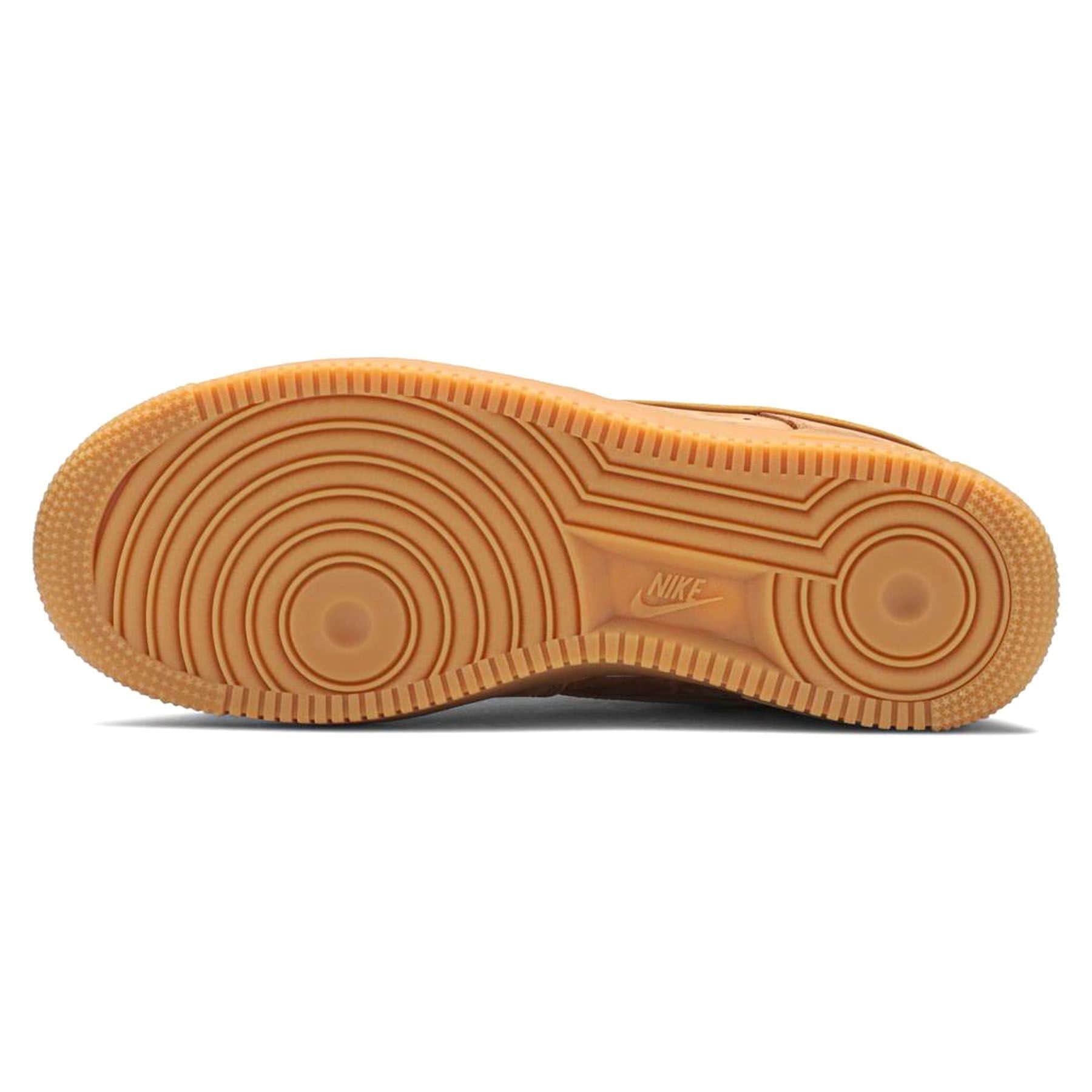 Supreme x Nike Air Force 1 Low SP ‘Flax’ Supreme x Nike Air Force 1 Low SP ‘Flax’