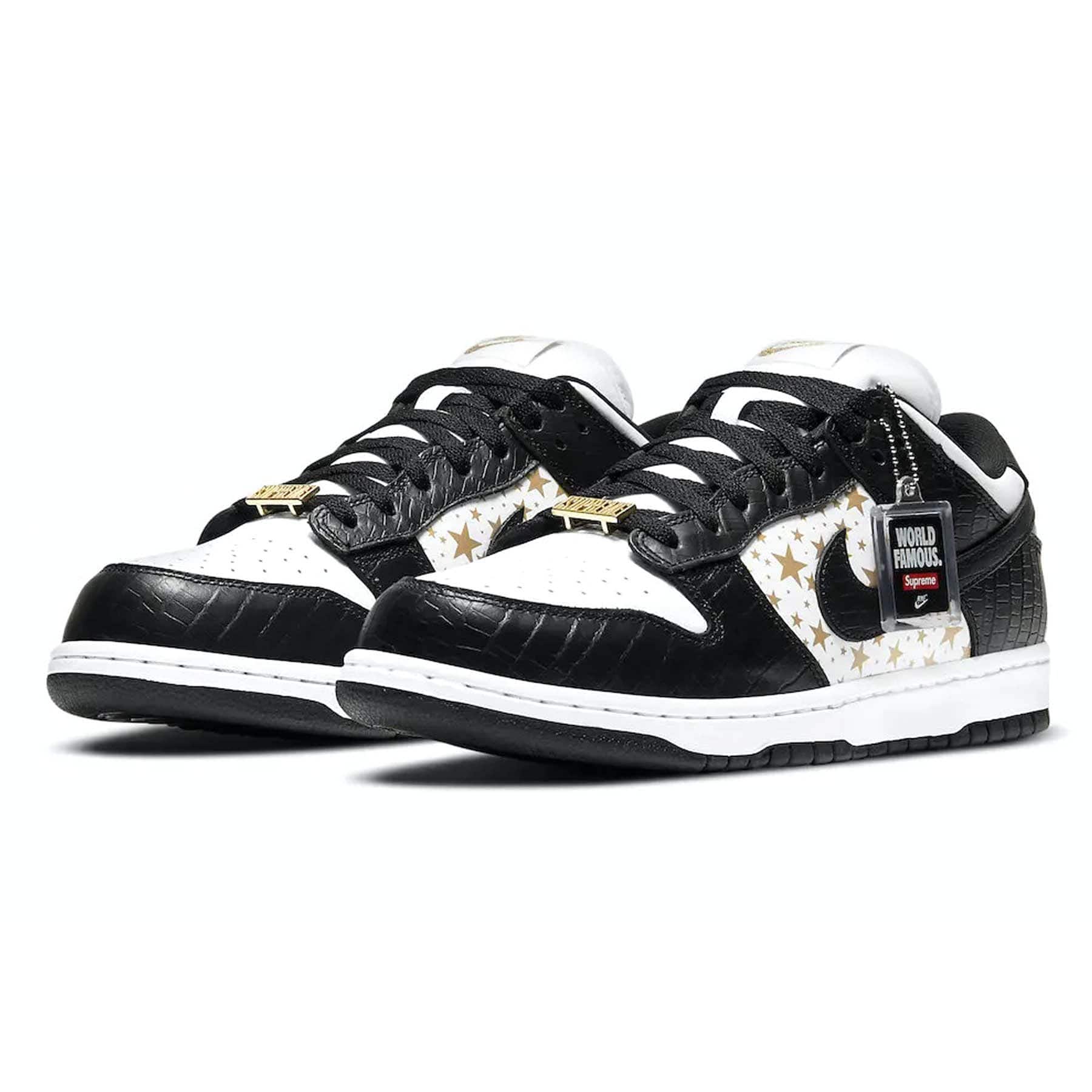Supreme x Nike Dunk Low OG SB QS ‘Black’